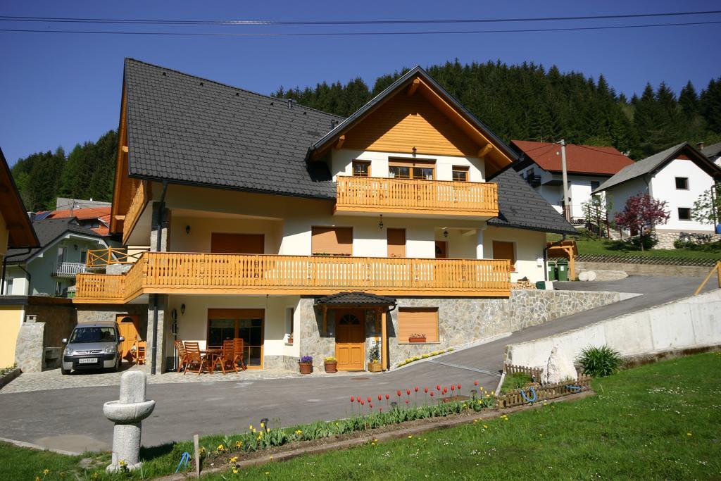 Apartments Karmen Rateče Exteriér fotografie